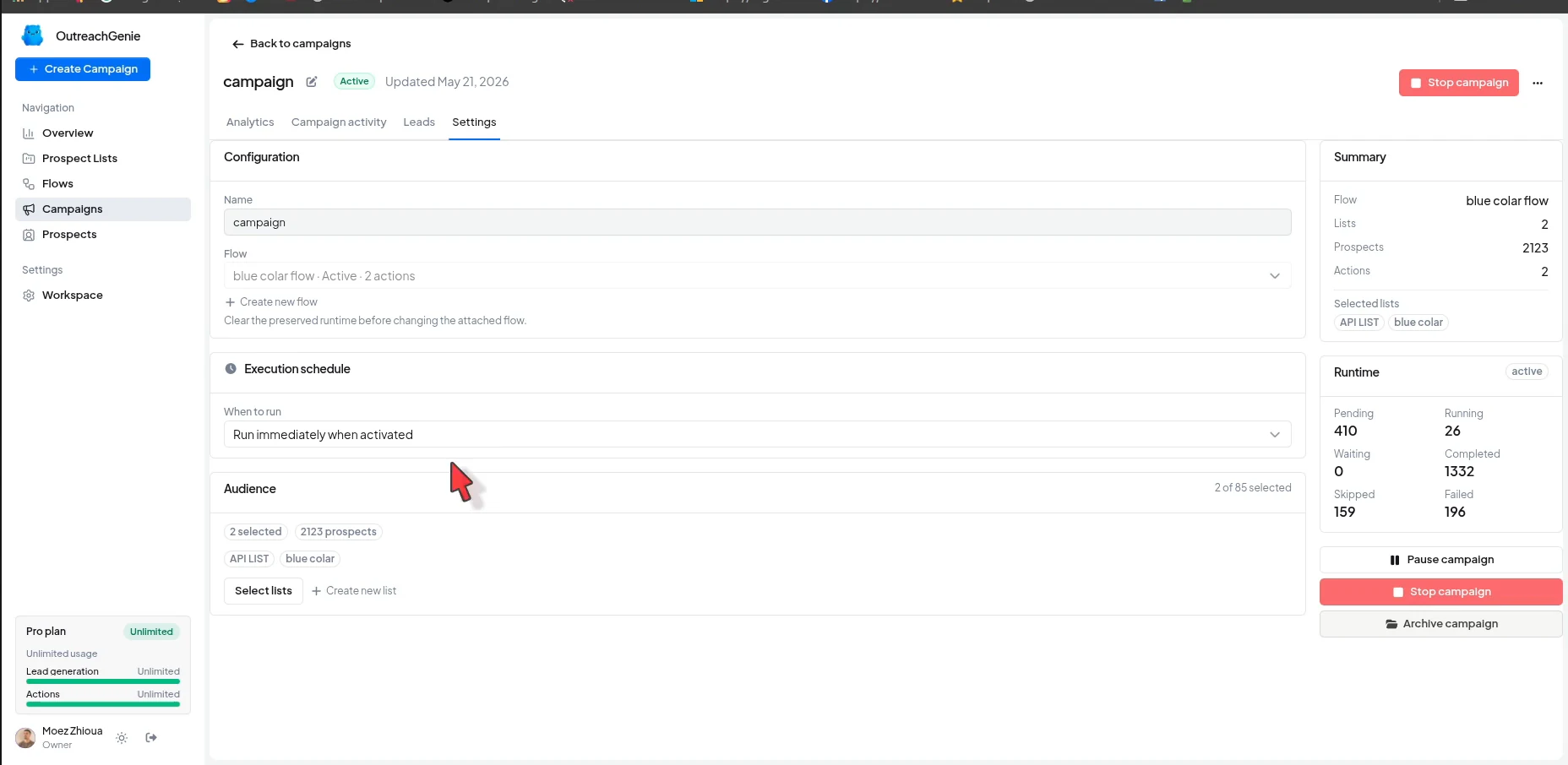 OutreachGenie campaign settings with flow, schedule, audience, runtime, pause, stop, and archive controls